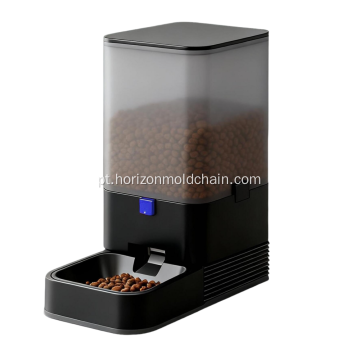 Um comedouro para animais de estimação muito conveniente. Moldagem por injeção